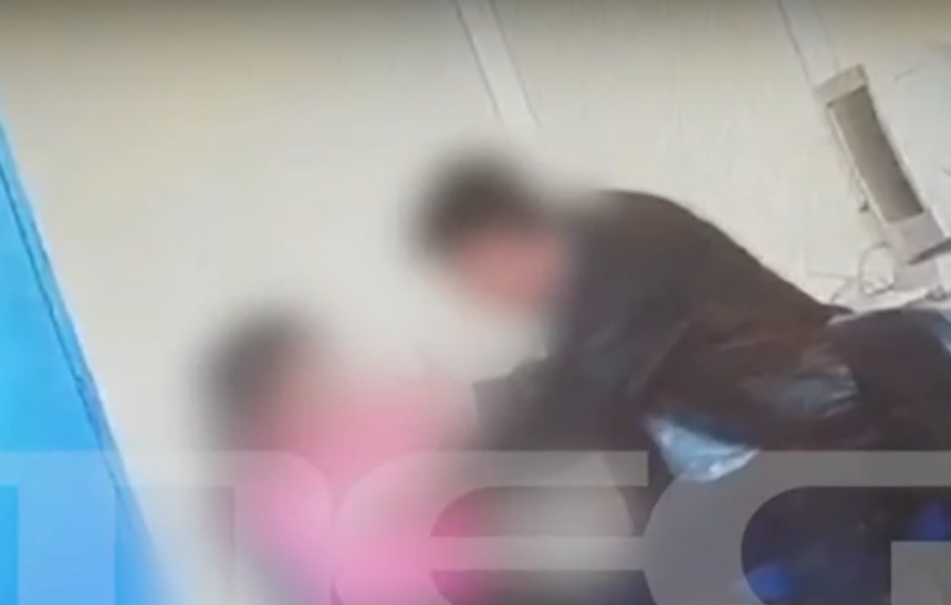 Κέρκυρα: Βίντεο-ντοκουμέντο από δάσκαλο που ασελγούσε σε ανήλικα – Η στιγμή που χαϊδεύει κοριτσάκι