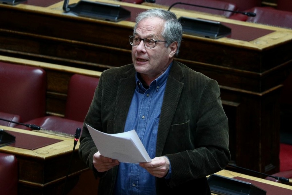 Θύμα επίθεσης ο βουλευτής του ΣΥΡΙΖΑ, Κώστας Μάρκου – Τον έβριζαν και τον χτύπησαν