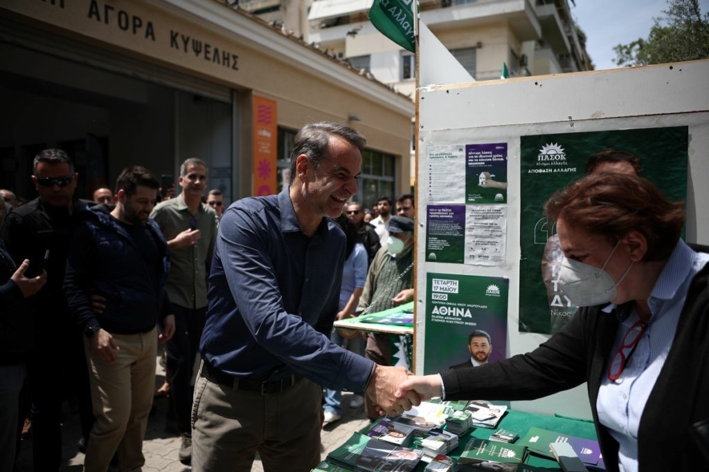 Αμετανόητοι στο Μέρα25 για το “άκυρο” στη  χειραψία Μητσοτάκη – “Πολύ σωστά έπραξαν”