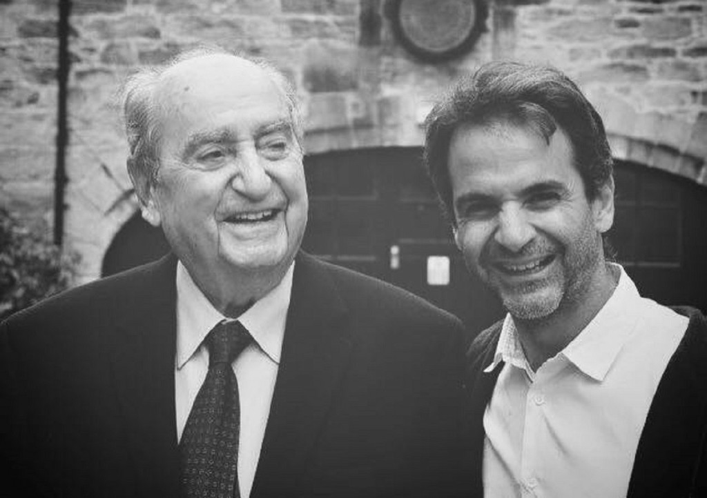 Το συγκινητικό μήνυμα του Κυριάκου Μητσοτάκη για τον πατέρα του – «Δεν περνά ούτε μια μέρα που να μη σε σκεφτόμαστε»