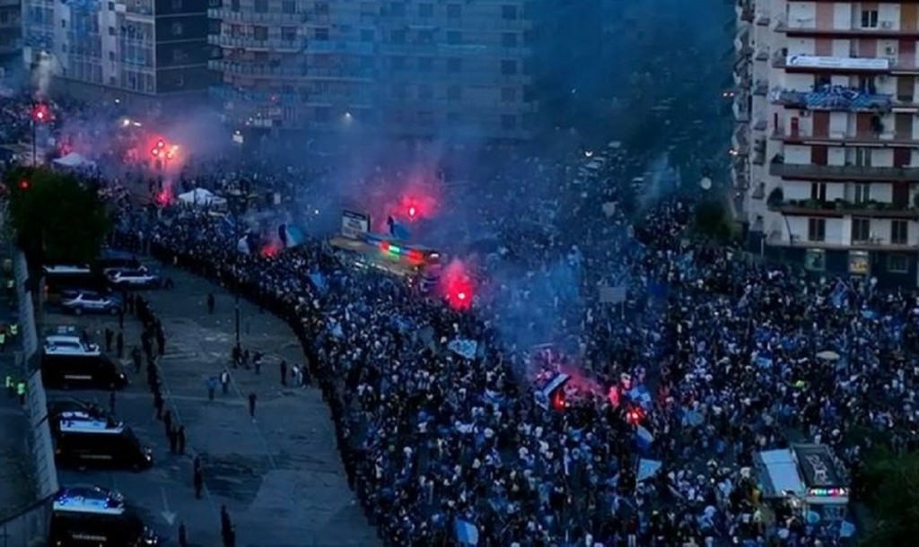 «Πάρτι» τίτλου για την Νάπολι – Τρομερές εικόνες για την κατάκτηση του πρωταθλήματος