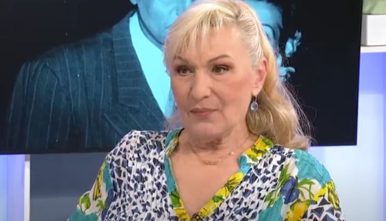 Αυτή είναι η ηθοποιός και τραγουδίστρια κούκλα κόρη της Σόφης Ζαννίνου (pics&vid)