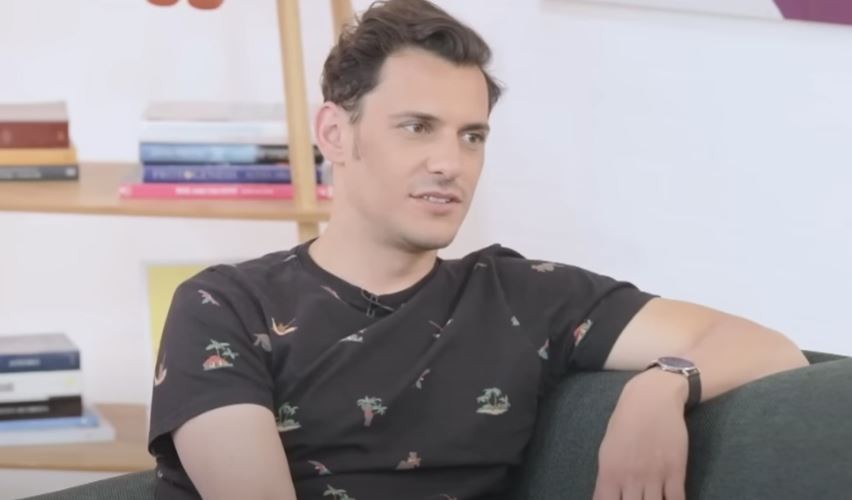 Αυτός είναι ο αξιολάτρευτος γιος του Σταύρου Σβήγκου (pics&vid)