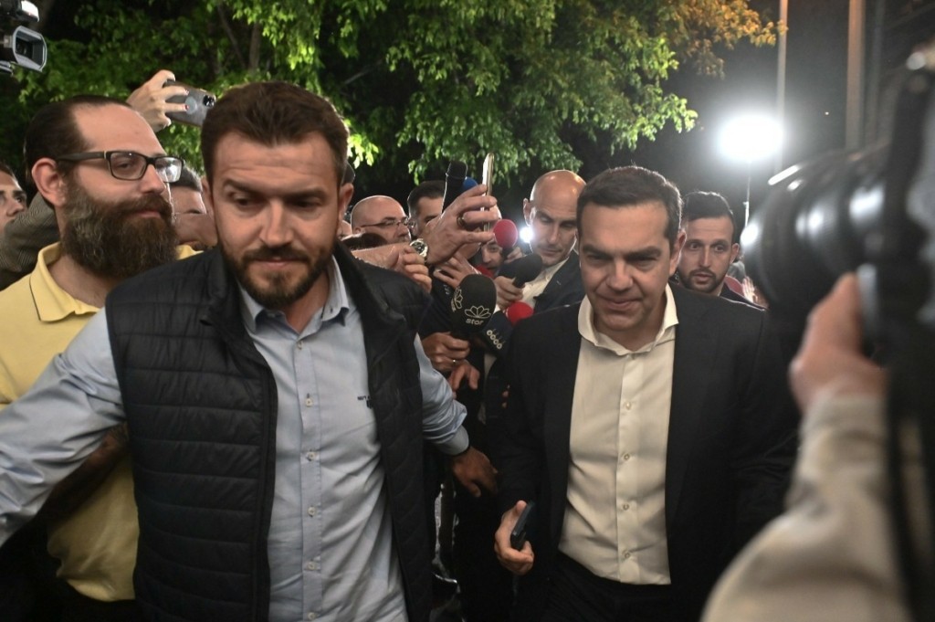 Προβληματισμός στην Κουμουνδούρου – Tο έκτακτο κάλεσμα Τσίπρα σε πρωτοκλασάτα στελέχη του ΣΥΡΙΖΑ
