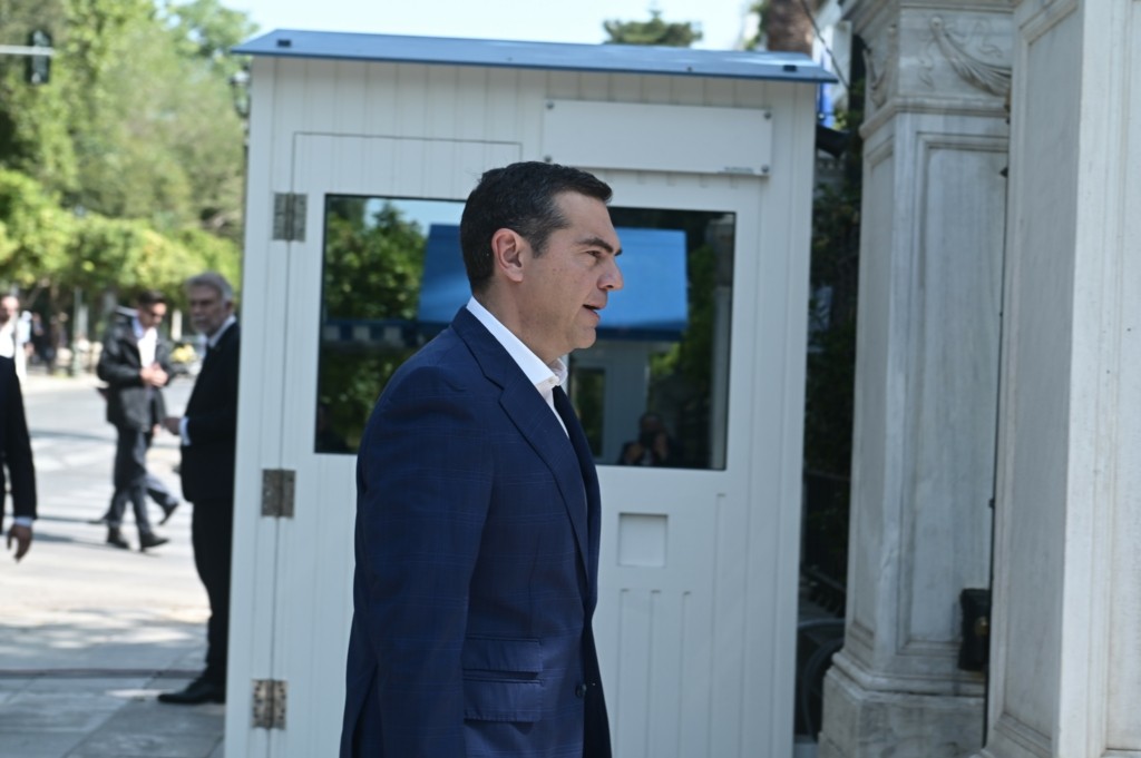 Στο Μέγαρο Μαξίμου σήμερα ο Τσίπρας – Συνάντηση με τον Σαρμά για τη Ροδόπη
