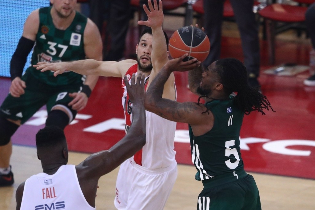 Ολυμπιακός-Παναθηναϊκός 73-70: Πήρε το «θρίλερ» και έγραψε το 1-0 στους τελικούς