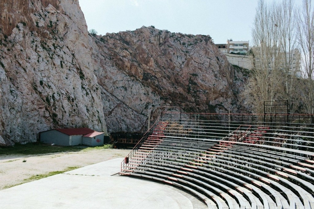 Υπουργείο Πολιτισμού: «Tα θέατρα Βράχων, Βύρωνα και Υμηττού αποδίδονται οριστικά και αμετάκλητα στους πολίτες»