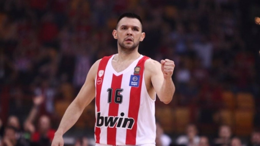 Ολυμπιακός: Δεν αγωνίζεται στον Game 4 με Παναθηναϊκό ο Παπανικολάου