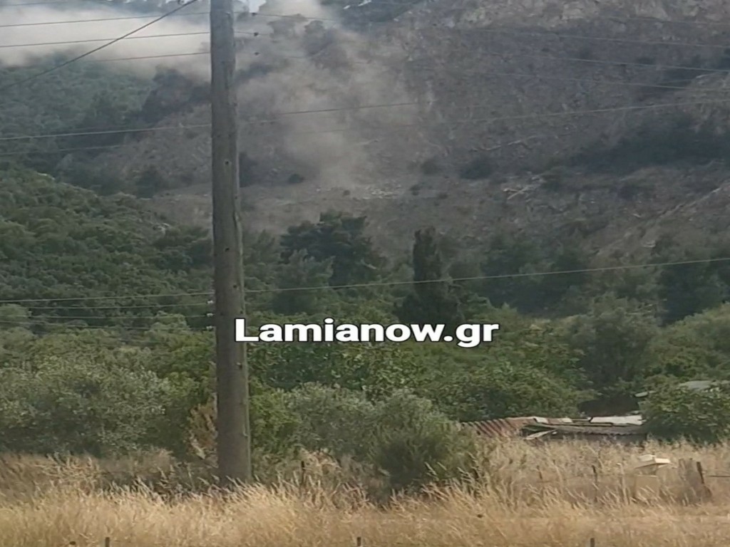 Ο σεισμός στην Αταλάντη προκάλεσε κατολίσθηση στην Τράγανα (vid)