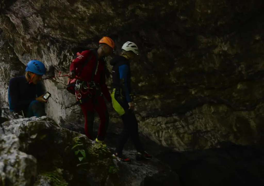 Όλυμπος: Αγνοείται οδηγός canyoning που παρασύρθηκε από ορμητικά νερά