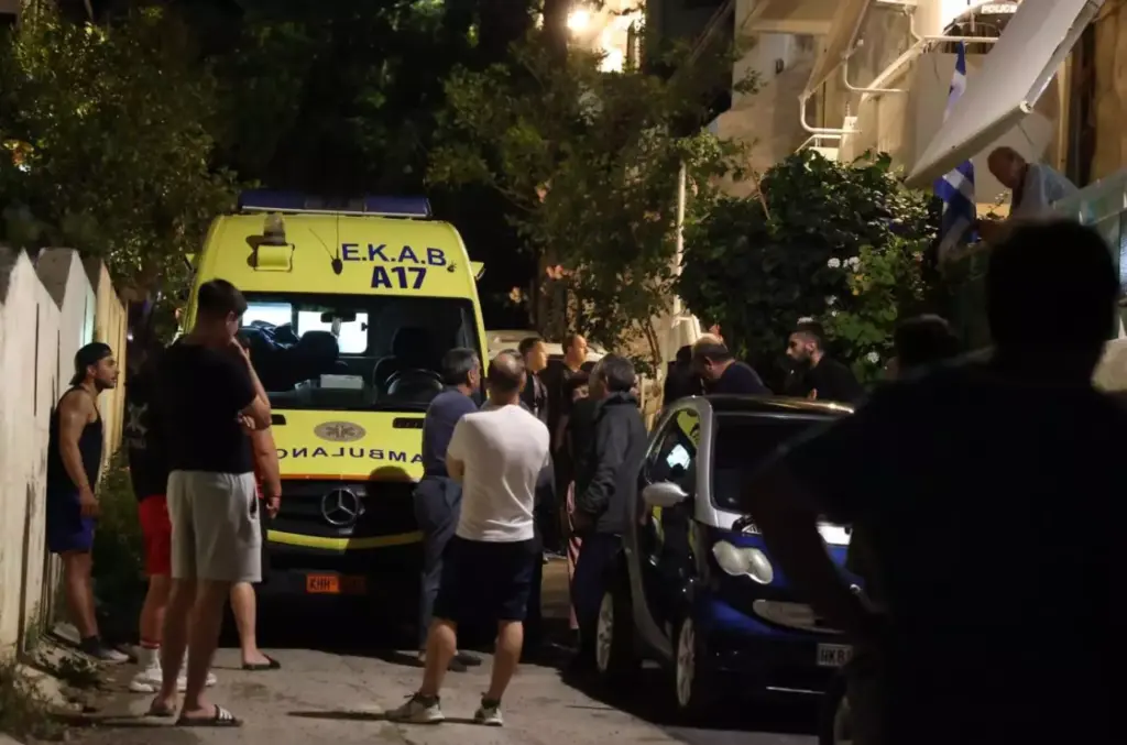 Ηράκλειο: Πολλαπλές μαχαιριές στο στήθος η 30χρονη που δέχθηκε επίθεση από τον σύντροφό της