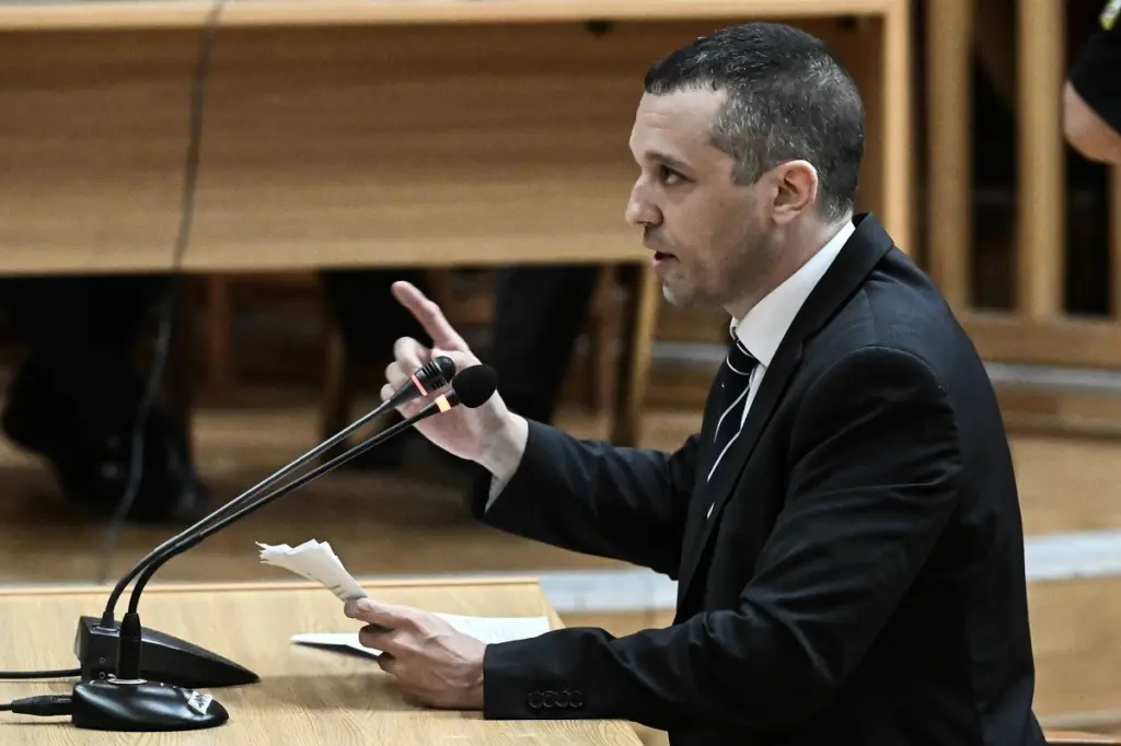 Σπαρτιάτες: Αθώος ο Κασιδιάρης και άλλοι 11 για εξαπάτηση εκλογέων – “Δεν μπορεί να πει κανείς ότι οι ψηφοφόροι δεν ήξεραν τι έκαναν”