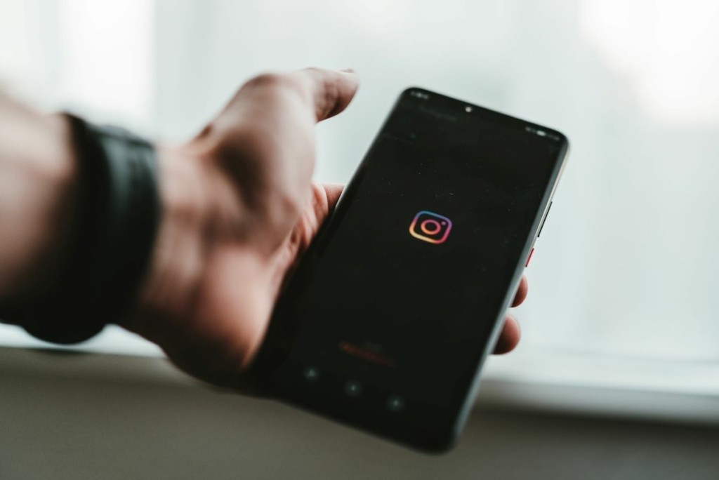 “Έπεσε” το Instagram – Τα προβλήματα που αντιμετωπίζει η εφαρμογή