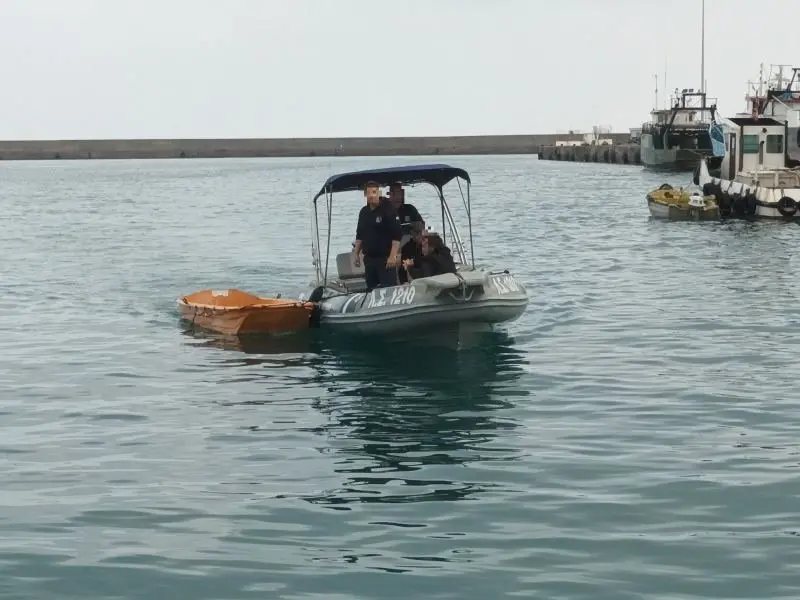 Ηράκλειο: Έκλεψαν τη βάρκα, ανέβασαν στόρυ και κατέληξαν αγνοούμενοι – Βίντεο από τη μεγάλη κινητοποίηση
