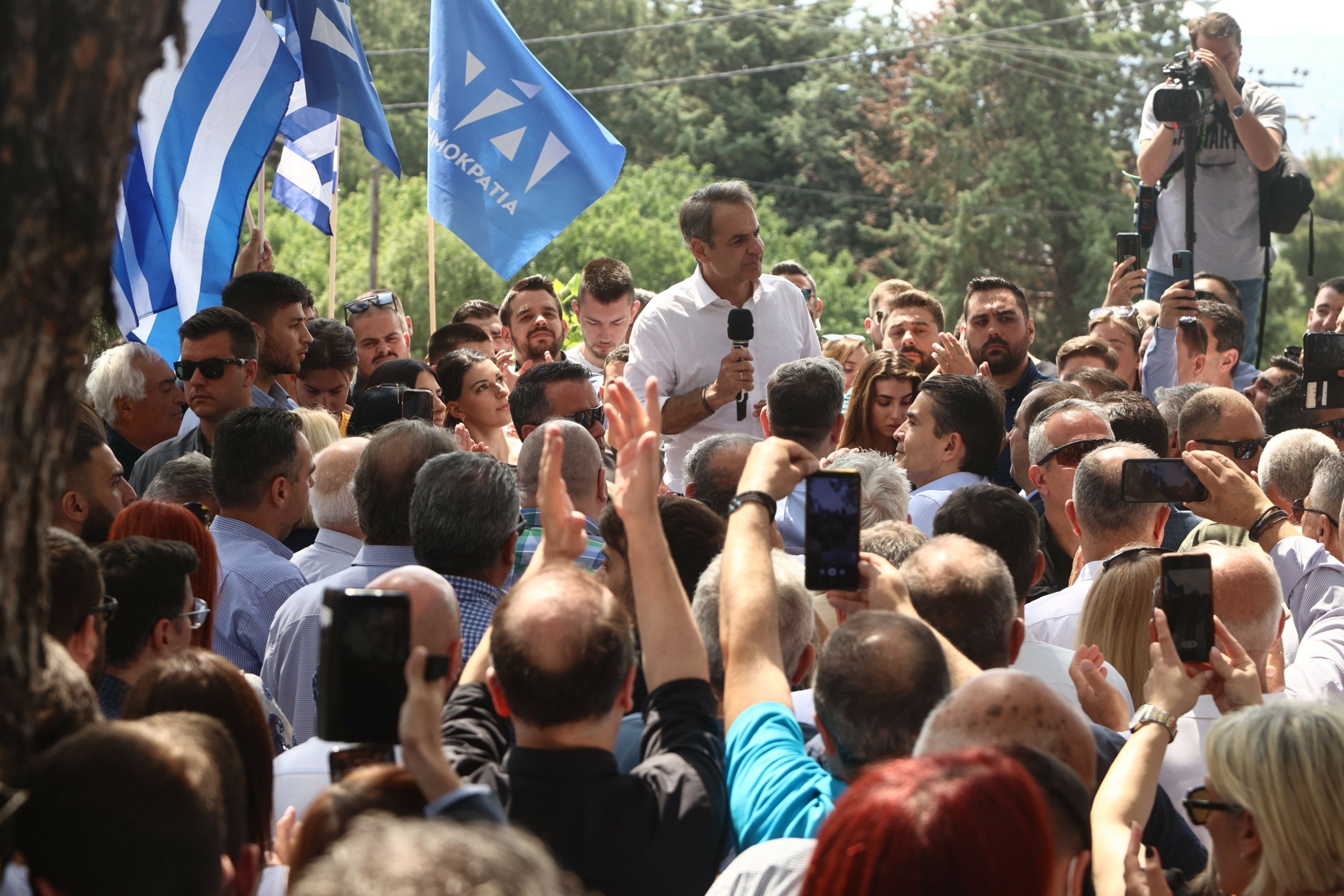 Μητσοτάκης από Ωραιόκαστρο: Να συμπιέσουμε κομματίδια που ξαφνικά βγήκαν στον αφρό
