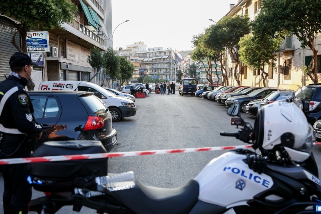 Νέος Κόσμος: «Καθαρά» τα καλάσνικοφ του κλεμμένου αυτοκινήτου – Ολοκληρώθηκε η βαλλιστική
