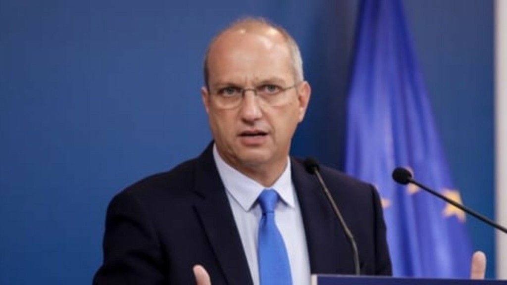 Συνεχίζονται οι δράσεις της Αστυνομίας για την προστασία των μαθητών στα σχολικά λεωφορεία – Η ανάρτηση Οικονόμου