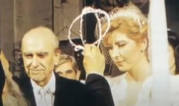 Ο γάμος του Ανδρέα Παπανδρέου με τη Δήμητρα Λιάνη που “αναστάτωσε” την Ελλάδα (vid)