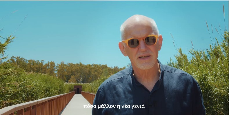 Γιώργος Παπανδρέου: Τα πορτοκαλί γυαλιά ηλίου και οι… καλαμιές – Το νέο σποτ για τις εκλογές (vid)