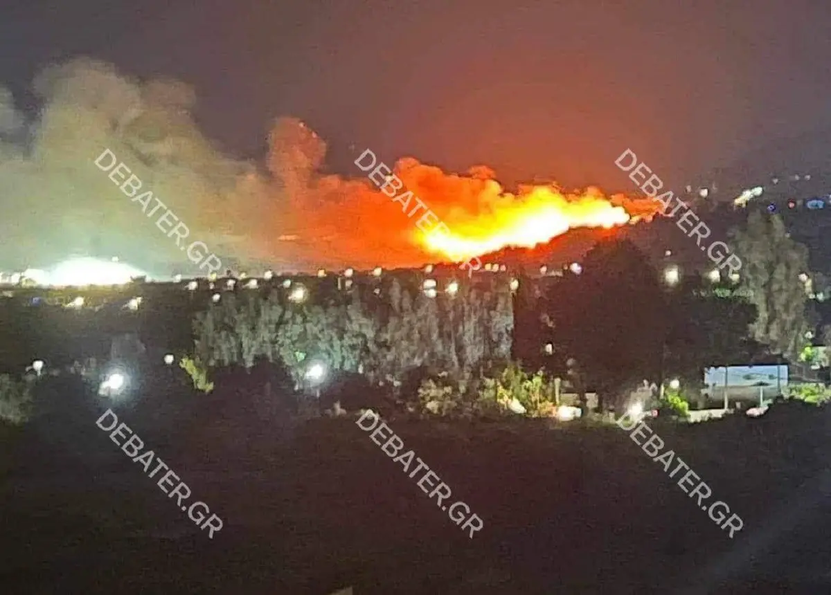 Φωτιά ΤΩΡΑ στην Ρόδο: Εκκενώνεται ξενοδοχείο