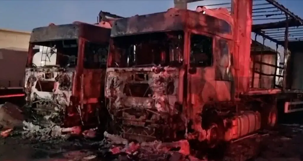 Εμπρησμός στον Ασπρόπυργο: Πιθανή η σύνδεση με το φονικό στον Κορυδαλλό και τον βαρύ οπλισμό στο Νέο Κόσμο
