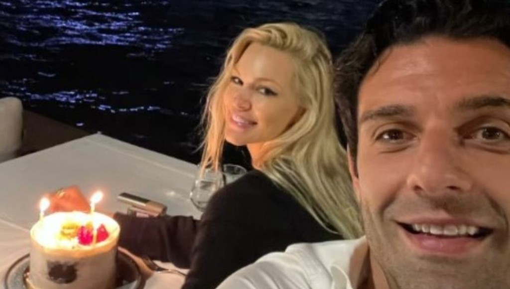 Η Βίκυ Κάβουρα γιόρτασε τα γενέθλιά της στην Κωνσταντινούπολη μαζί με τον Γιώργο Τζαβέλλα (pics)