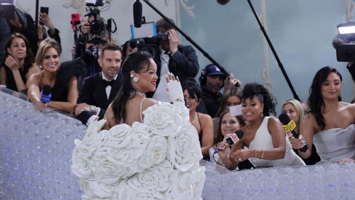 Rihanna: Στη λίστα του Forbes με τις πλουσιότερες αυτοδημιούργητες γυναίκες στις ΗΠΑ