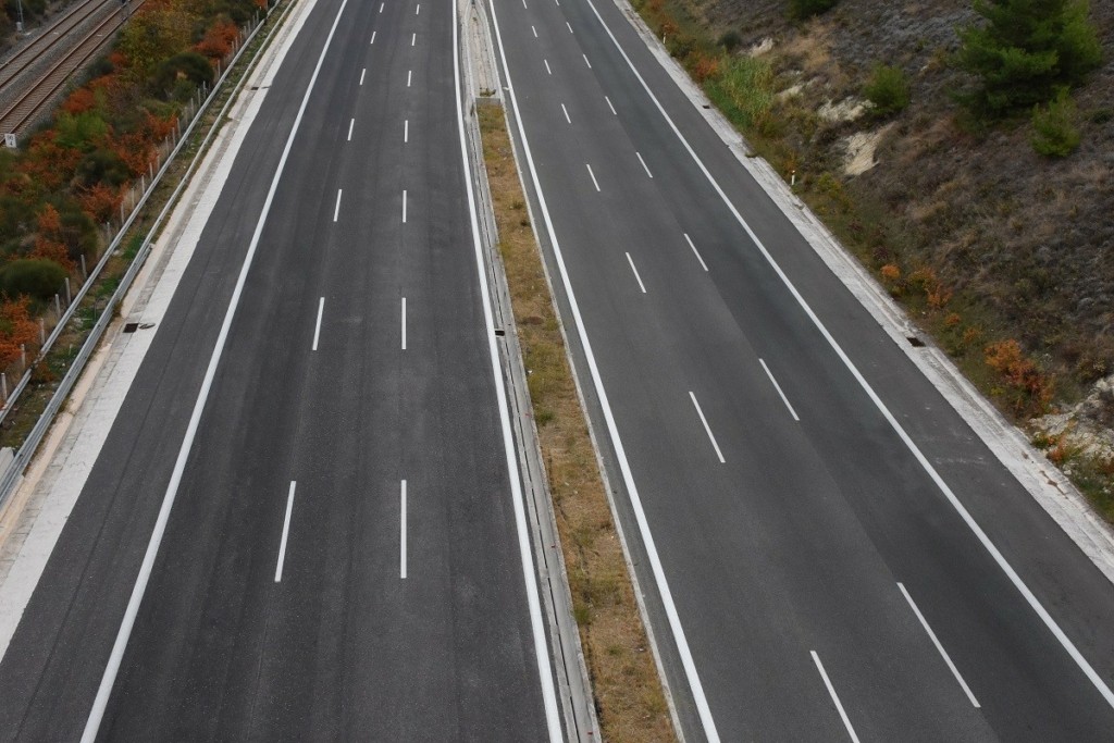 Αποκαταστάθηκε η κυκλοφορία των οχημάτων στη νέα εθνική οδό Αθηνών-Κορίνθου, στο ρεύμα προς Αθήνα