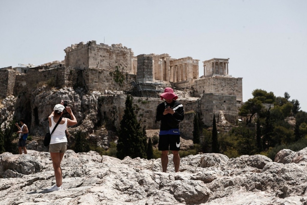 Ο καύσωνας «Κλέων» φέρνει αλλαγές στο ωράριο λειτουργίας της Ακρόπολης