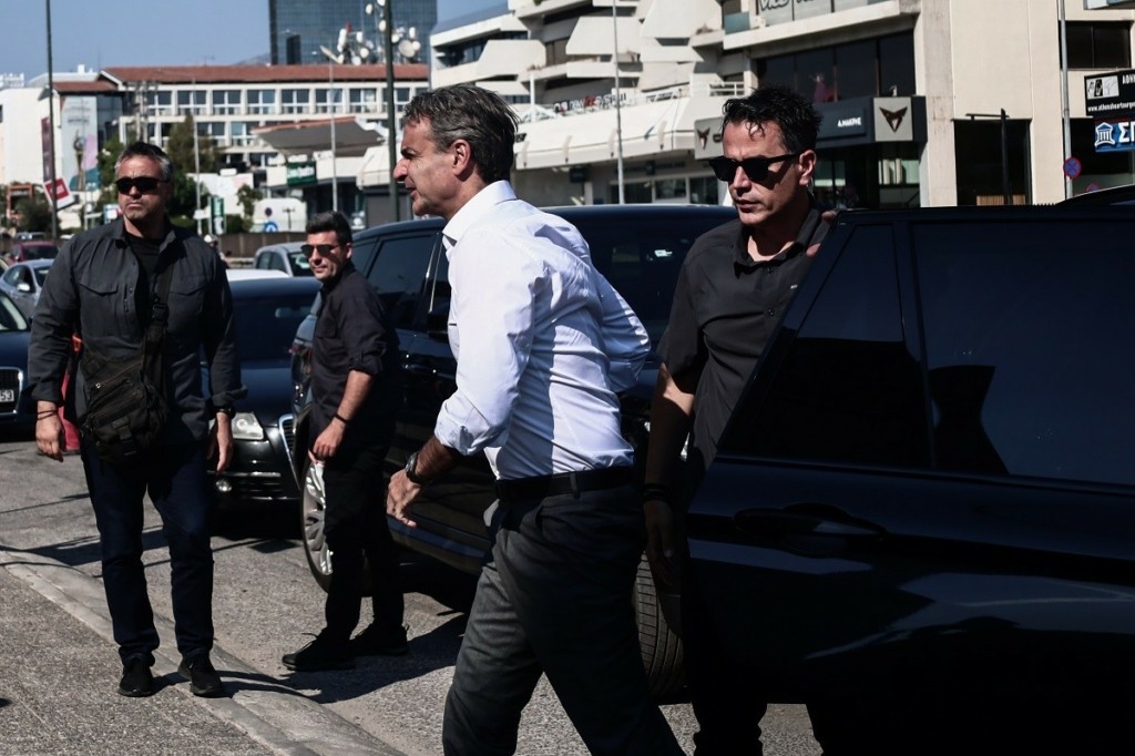 Ενημερώθηκε στο Συντονιστικό Κέντρο Επιχειρήσεων της Πολιτικής Προστασίας ο Μητσοτάκης