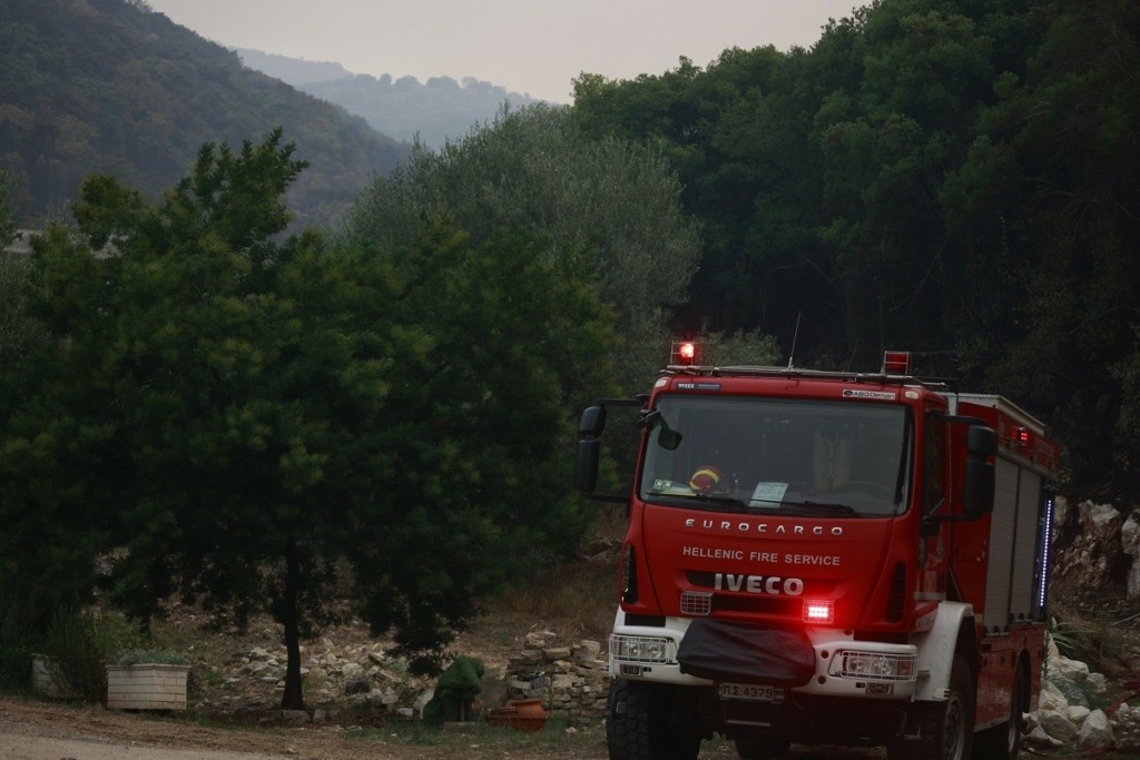 Φωτιά στην Κέρκυρα: Απαγόρευση κυκλοφορίας αύριο σε περιοχές υψηλής επικινδυνότητας