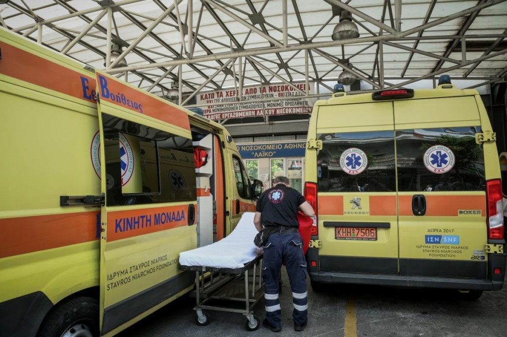 ΕΚΑΒ: Επιπλέον 199 άτομα για να καλυφθούν τα κενά σε 61 περιοχές της χώρας