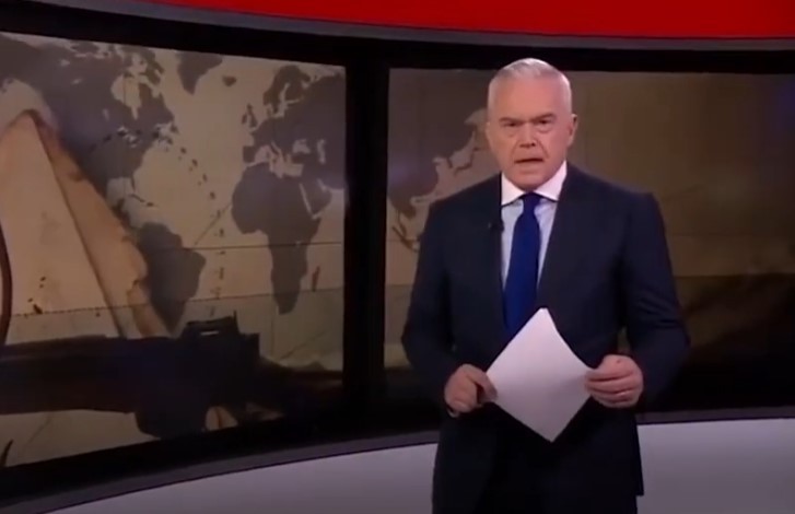 Ο Χιου Έντουαρντς είναι ο παρουσιαστής του BBC που πλήρωνε 17χρονο για άσεμνες φωτογραφίες
