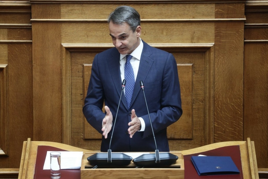Κυριάκος Μητσοτάκης στη Βουλή: Οι μειώσεις στους φόρους και οι αυξήσεις στους μισθούς είναι μόνιμα μέτρα