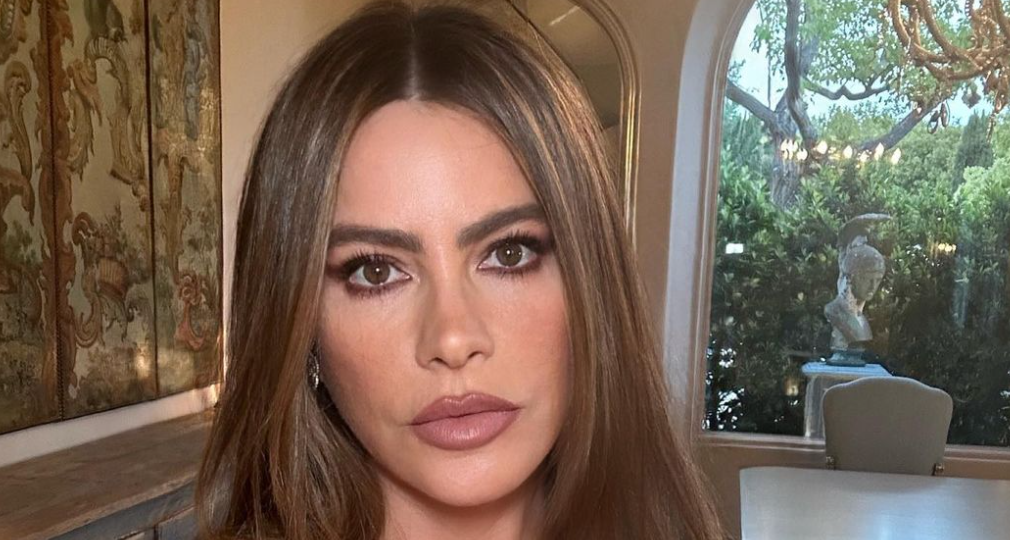 8+1 “καυτές” φωτογραφίες της Sofia Vergara που βάζουν φωτιά
