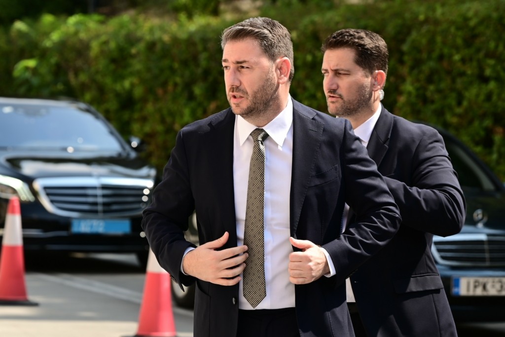 Ο Ανδρουλάκης αύριο στον Άρειο Πάγο για τις συνομιλίες τη νύχτα του δυστυχήματος των Τεμπών