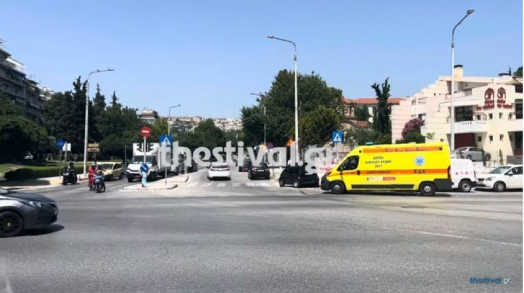 Χαλκιδική: 4χρονο αγοράκι κατέρρευσε σε παραλία – Συναγερμός για να σωθεί το παιδί