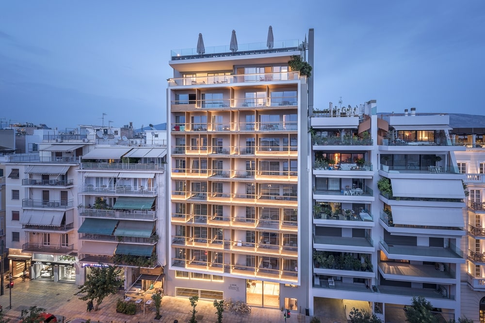 Λουκέτο από το υπουργείο Τουρισμού στο ξενοδοχείο Coco Mat στην Ακρόπολη