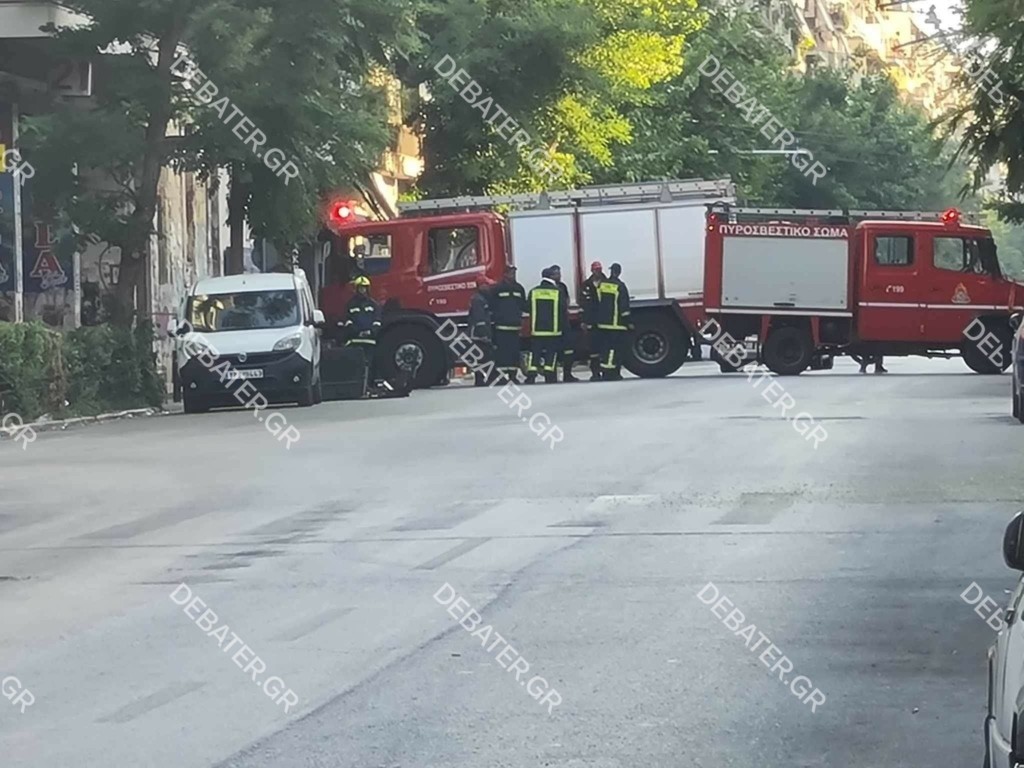 Εξερράγη βόμβα στην Αχαρνών – Ελεγχόμενη έκρηξη και σε δεύτερο ύποπτο πακέτο στο Τεκτονικό Μέγαρο Αθηνών