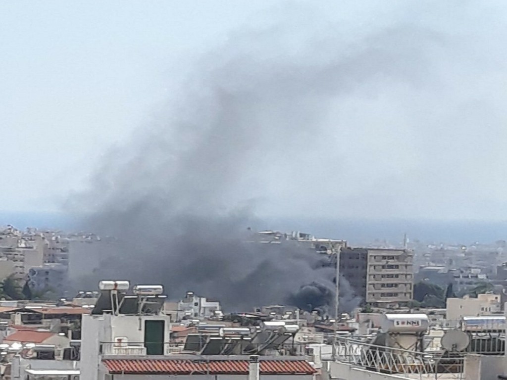 Υπό μερικό έλεγχο τέθηκε η φωτιά στη Δάφνη