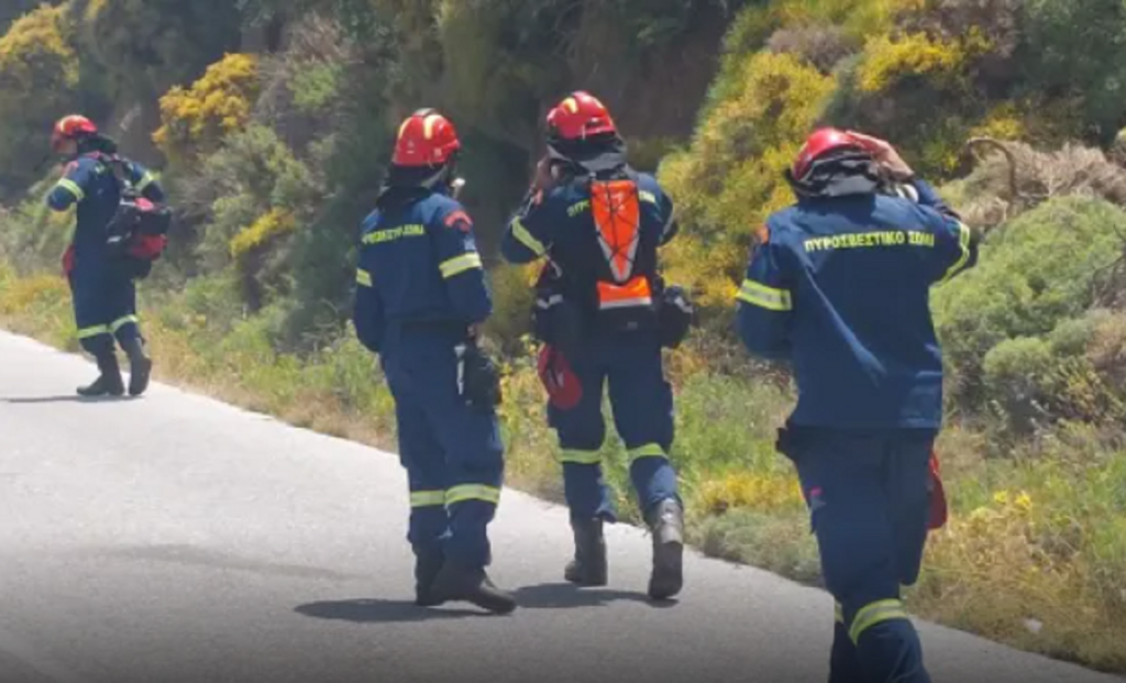 Οριοθετήθηκε η φωτιά στην Κεραμωτή Νάξου – Η ενημέρωση της Πυροσβεστικής