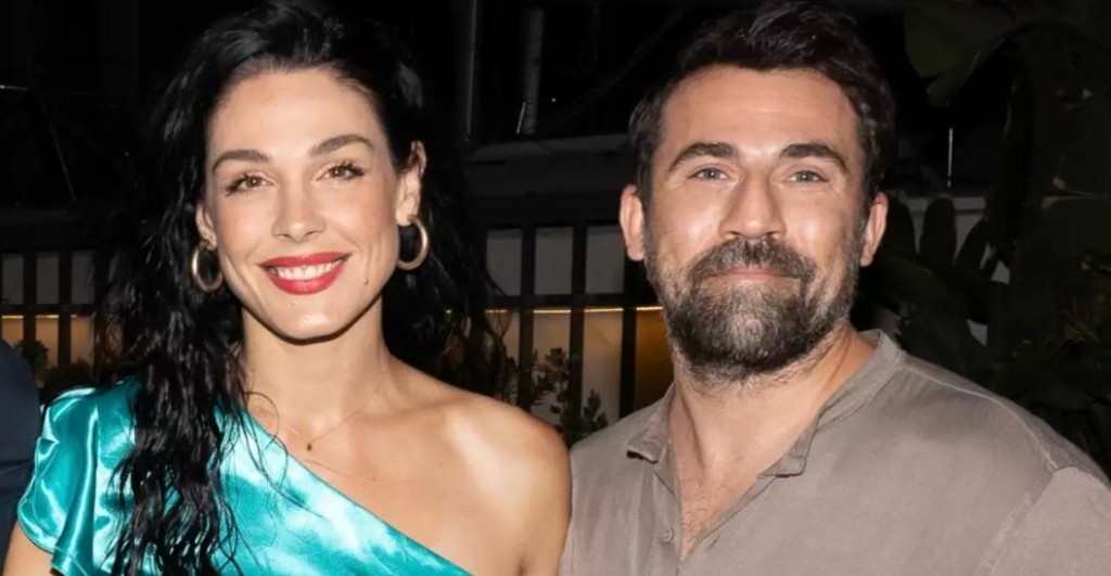 Ιωάννα Τριανταφυλλίδου – Κίμων Κουρής: Μαζί στο πάρτι της σειράς “Παγιδευμένοι”