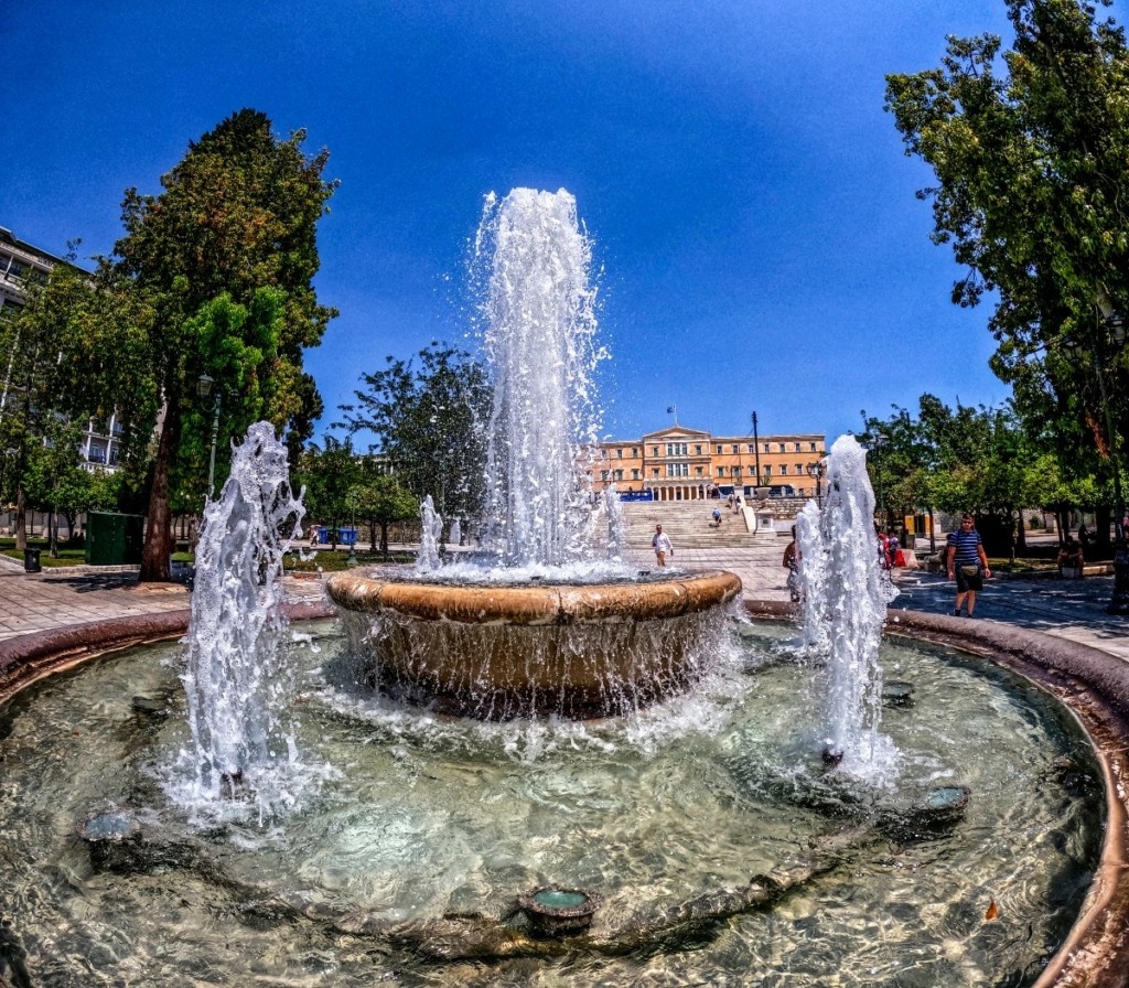 “Καμίνι” η χώρα σήμερα με τη θερμοκρασία να χτυπά “κόκκινο” -Που θα ξεπεράσει τους 40°C