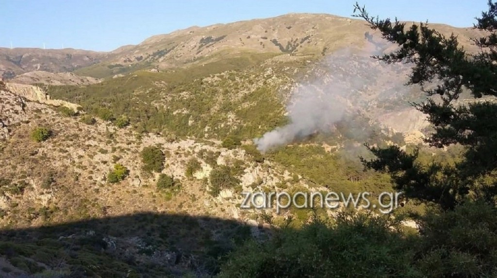 Φωτιά στον Κάντανο Χανίων – Οριοθετήθηκε η πυρκαγιά