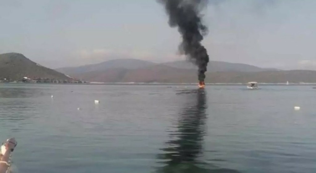 Έκρηξη σε σκάφος στο Μαρμάρι Ευβοίας – Ένας τραυματίας