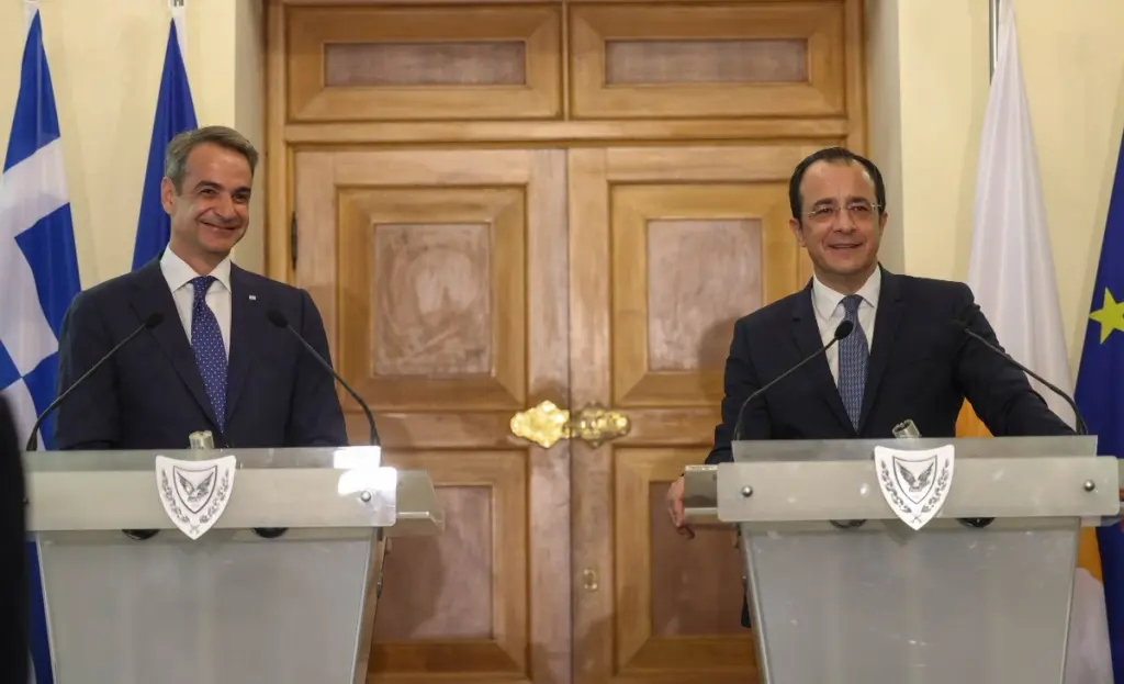 Δέσμευση Χριστοδουλίδη: Η Κύπρος αναλαμβάνει το κόστος αναδάσωσης της Ρόδου
