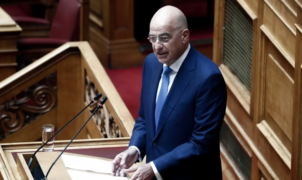 Νίκος Δένδιας: Δεν υπάρχει μεταφορά οπλισμού στην Ουκρανία