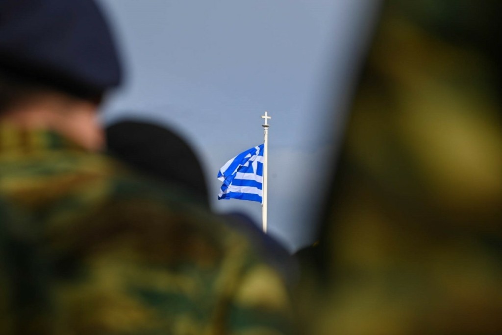 Πέθανε ξαφνικά επαγγελματίας οπλίτης στη Σύμη – Μεταφέρθηκε στη Ρόδο η σορός του για νεκροψία