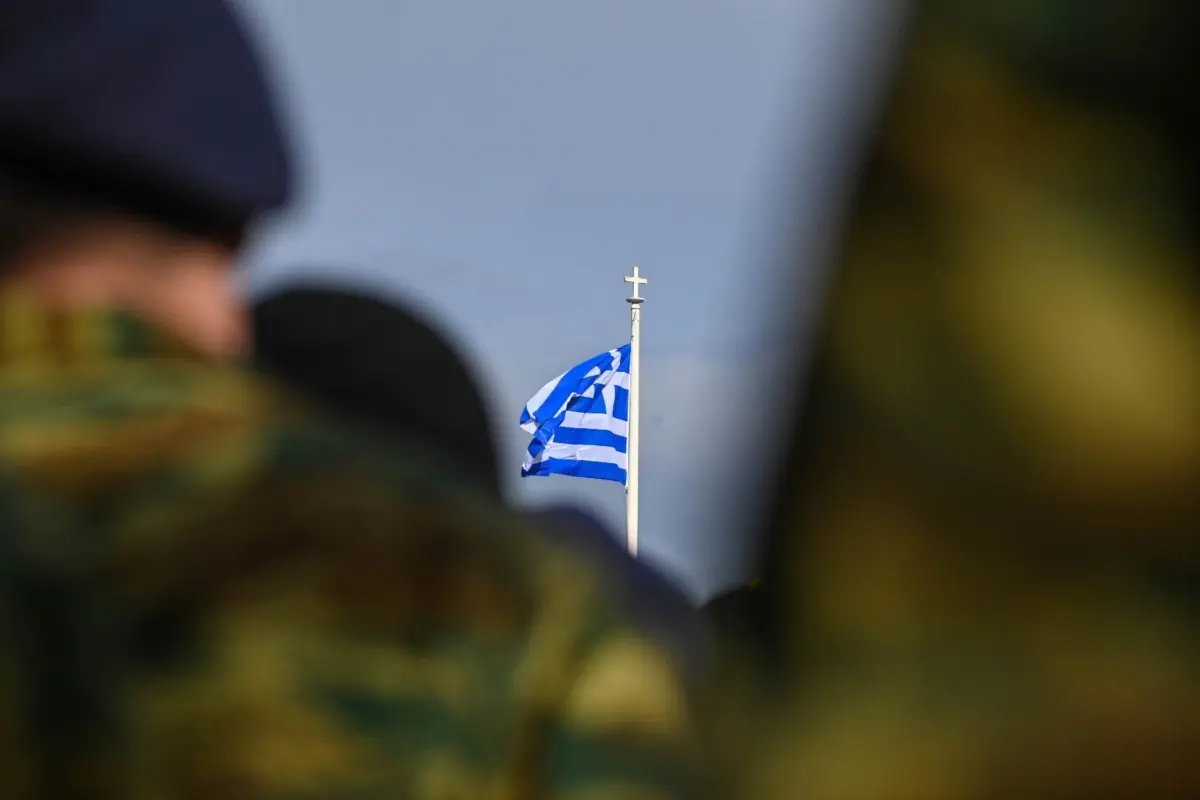 Πέθανε ξαφνικά επαγγελματίας οπλίτης στη Σύμη – Μεταφέρθηκε στη Ρόδο η σορός του για νεκροψία