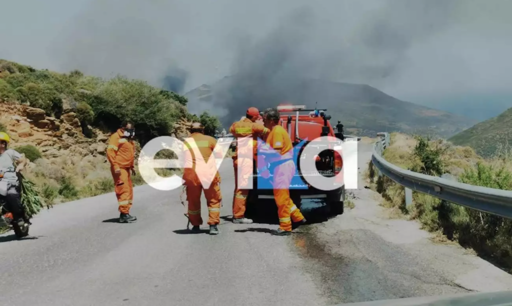 Φωτιά στην Κάρυστο: Εκκενώνεται ο οικισμός Ποτάμι